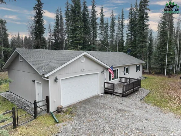 1825 Osborn Ct, North Pole, AK 99705