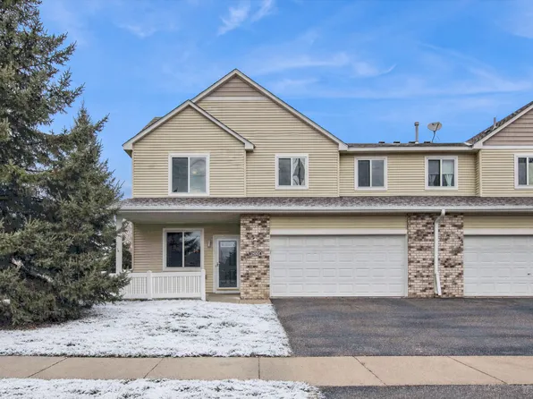 18502 97th Pl N #2204, Maple Grove, MN 55311