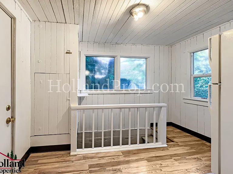 9601 SW 42nd Ave — Photo 8