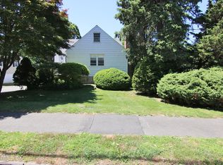 42 Byram Terrace Dr, Greenwich, CT 06831