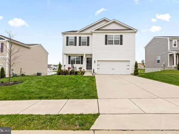 4310 Brent Dr, Spring Grove, PA 17362