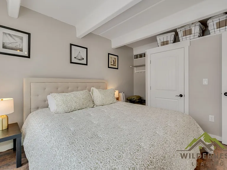 220 E La Bonte St #B — Photo 12
