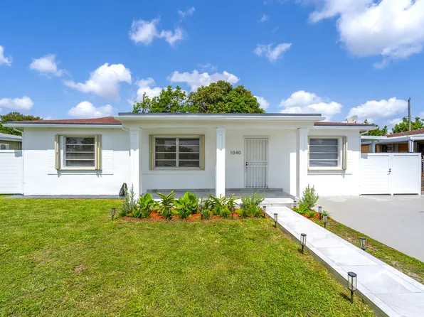 1040 SW 73rd Ct, Miami, FL 33144