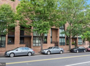 310 S Front St, Philadelphia, PA 19106