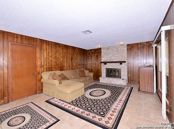 5th image of 6103 Woodmoor Dr