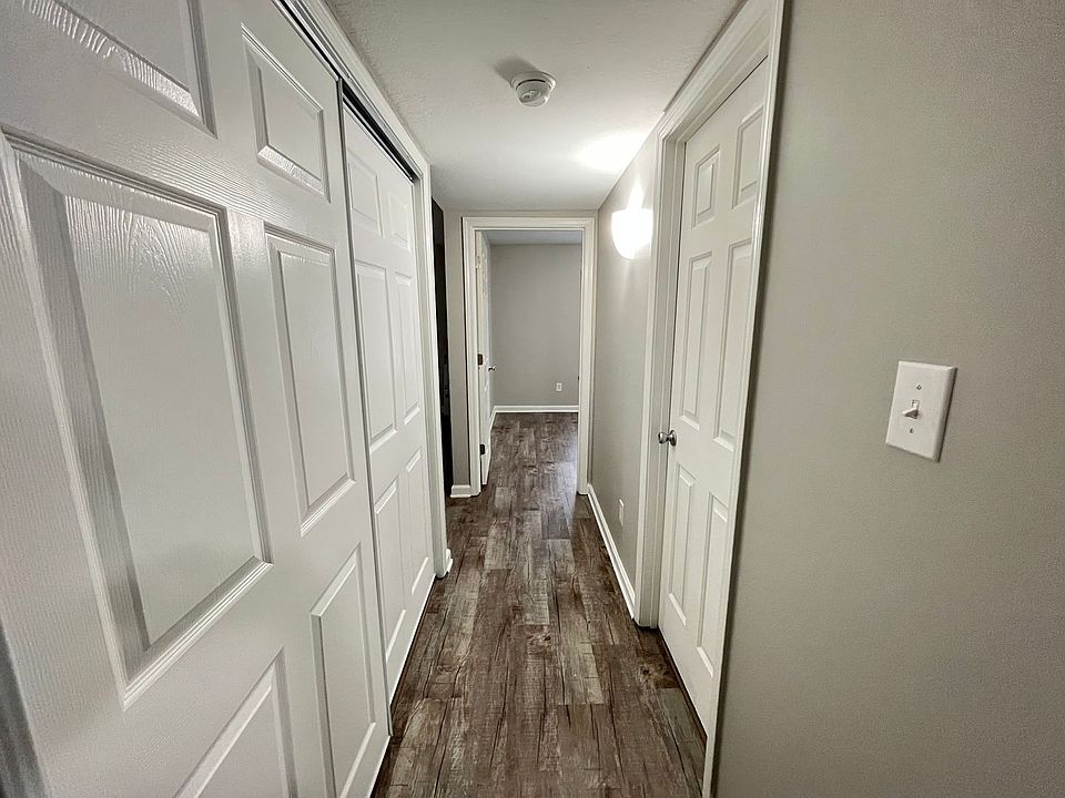 1st image of 415 Sharp Ln APT 31