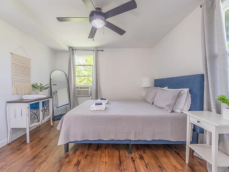 2906 Blue Star Hwy #3 — Photo 10