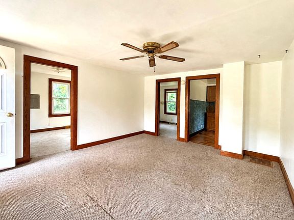 3rd image of 309 S 11th St