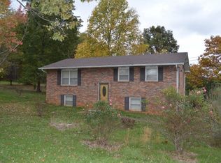 112 Cade Dr, Jonesborough, TN 37659