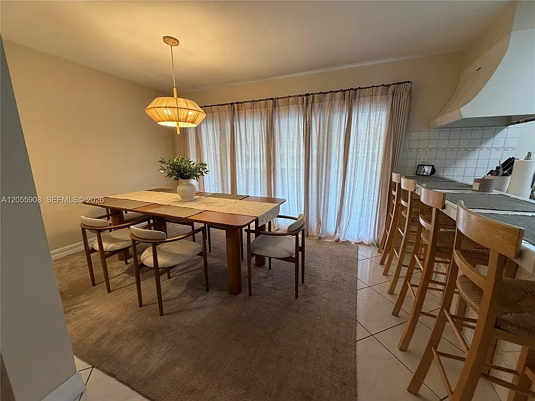 6932 Crown Gate Dr — Photo 6