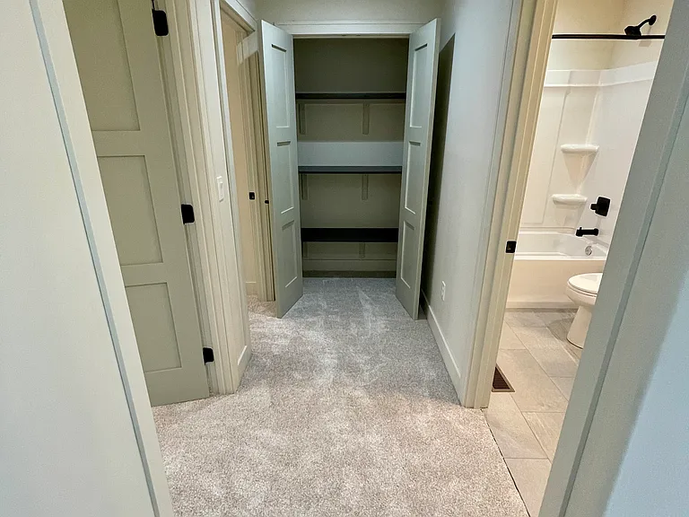 6711 New Town Ave #6711 — Photo 40