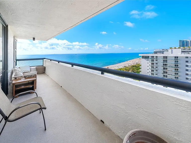 2555 Collins Ave #2014 — Photo 8
