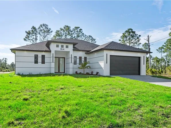 814 Fullerton AVE S, LEHIGH ACRES, FL 33974