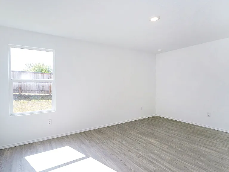5926 Seaside Mnr — Photo 21