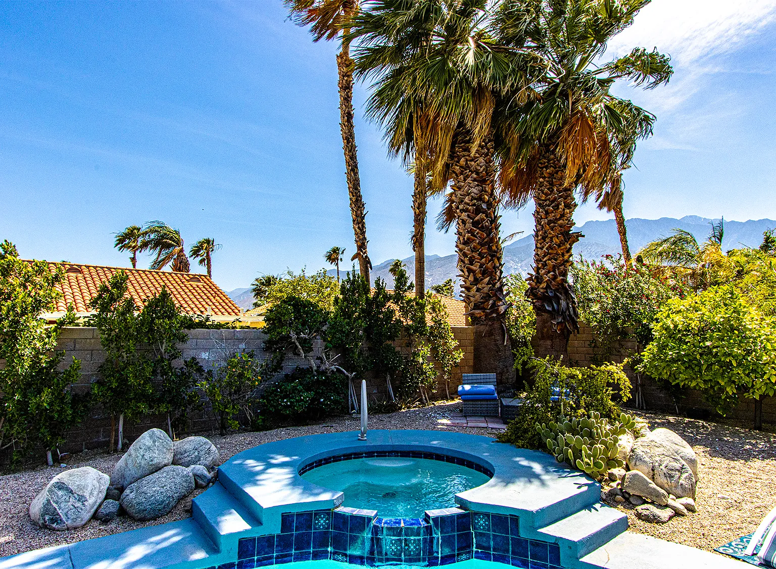 3 bed, 2000 sqft, $3,500 — Photo 1