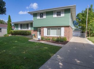 4616 N 87th St, Milwaukee, WI 53225