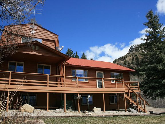 3rd image of 23 Blackwood Dr