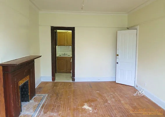 Rented by aptsandlofts.com | media 16