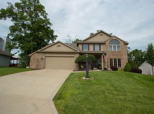 1928 Hunters Ridge Dr, Huntington, IN 46750