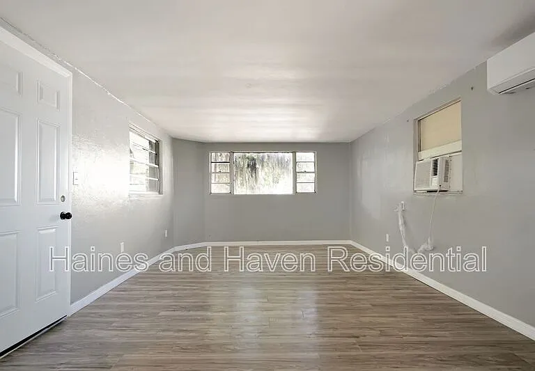 669 Avenue B NW #10 — Photo 7