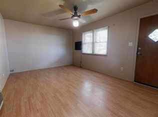 208 N Oak St, Clovis, NM 88101