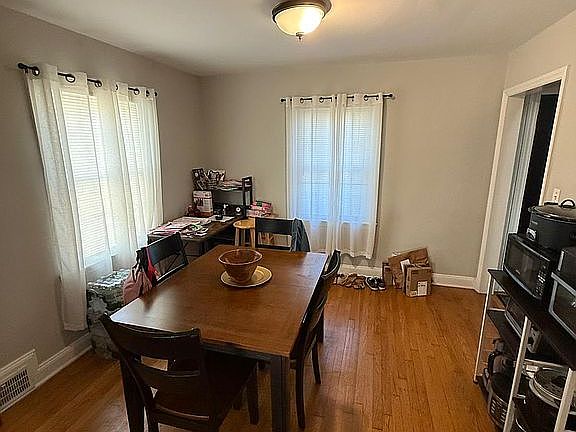 5th image of 2428 Central Ave