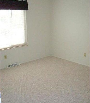 2nd image of 16399 Joann Dr