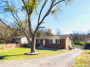 144 Dennis Rd, Hendersonville, TN 37075