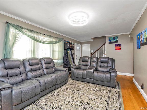 5th image of 1 Windsor Place