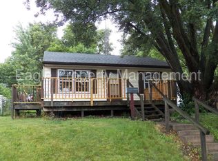 1844 J Ave NE, Cedar Rapids, IA 52402
