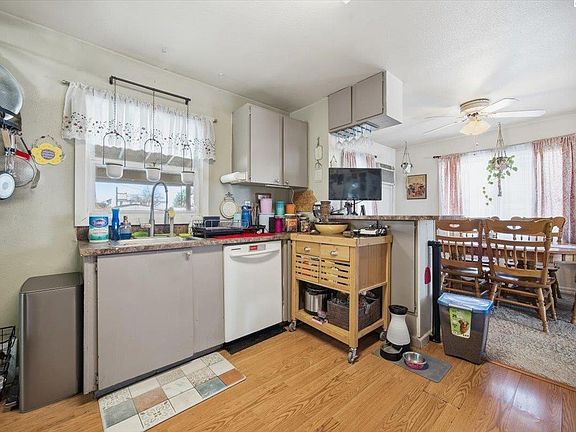 3rd image of 1217-1219 McPherson Ave