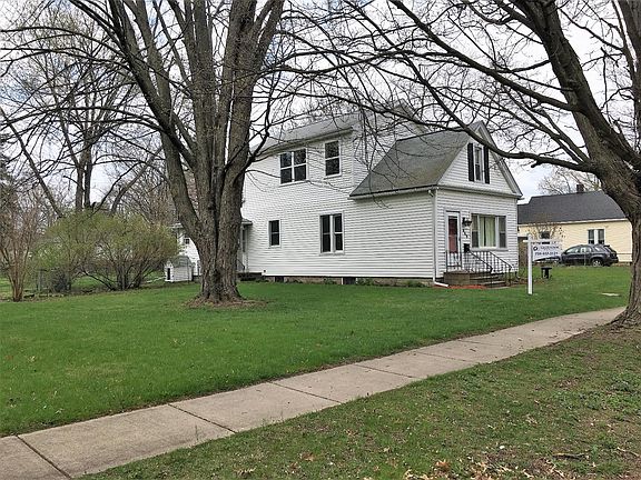 3rd image of 649 Campbell Ave