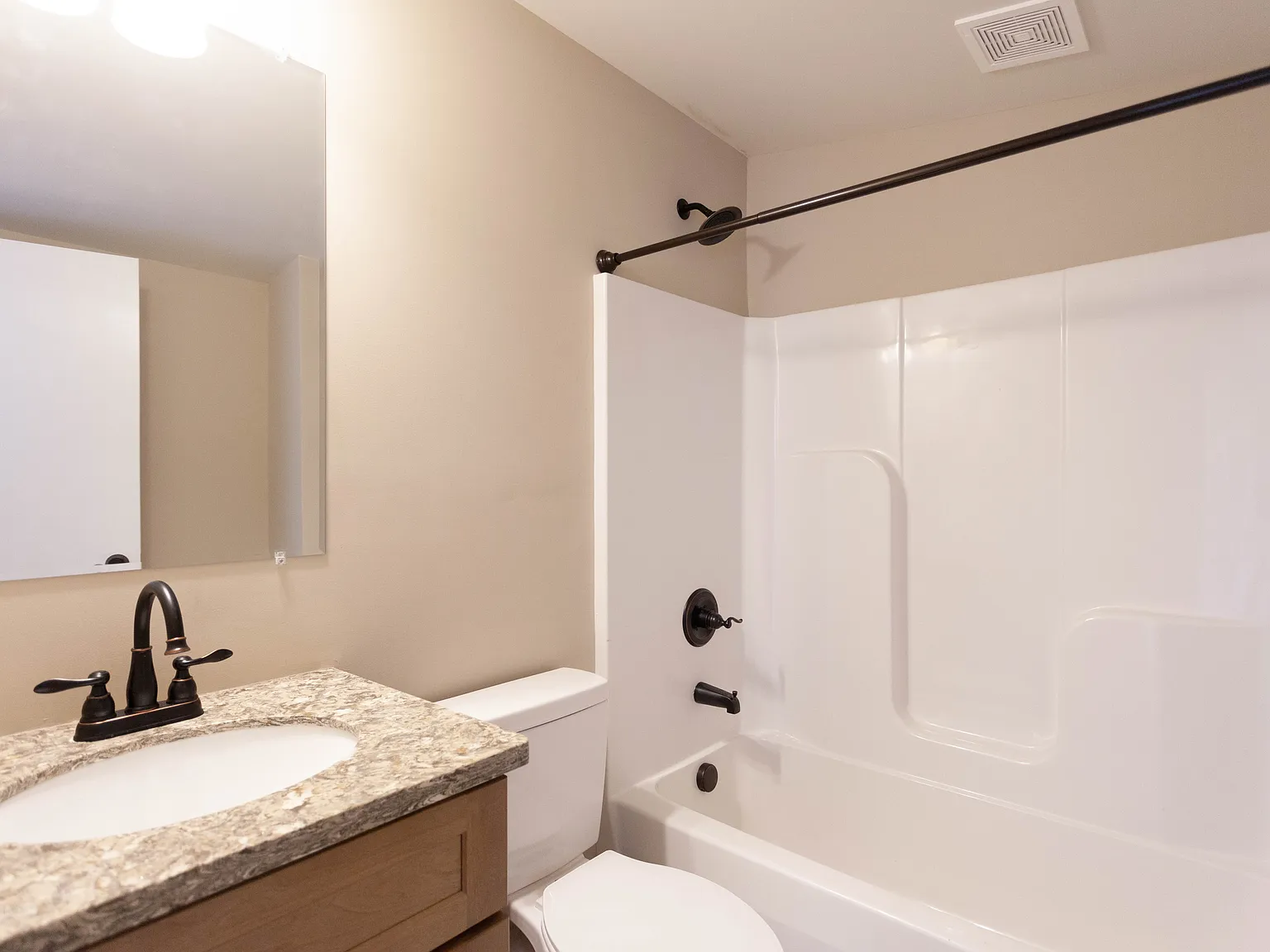 Studio, 144 sqft, $750 — Photo 4