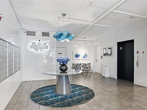 5th image of 226 5th Ave N APT 1102