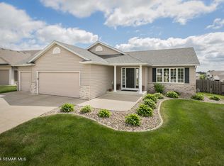 5196 Manor Brook Dr NW, Rochester, MN 55901