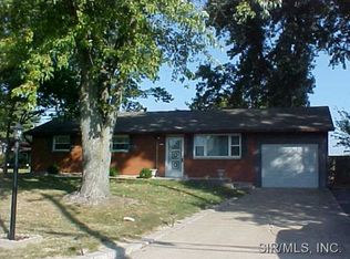 5411 Humbert Rd, Alton, IL 62002