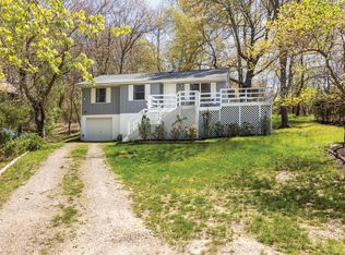 12 Waterview Rd, Sag Harbor, NY 11963