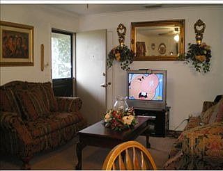 2nd image of 2047 Brent Dr
