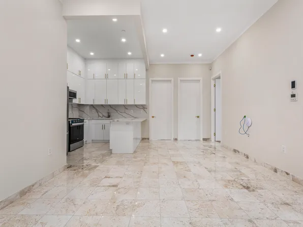 110-72 Corona Avenue image 4 of 12