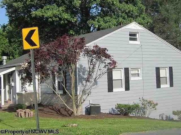 3rd image of 840 Richwood Ave