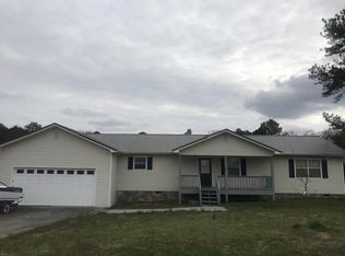 577 Emmett Dr NW, Dalton, GA 30721