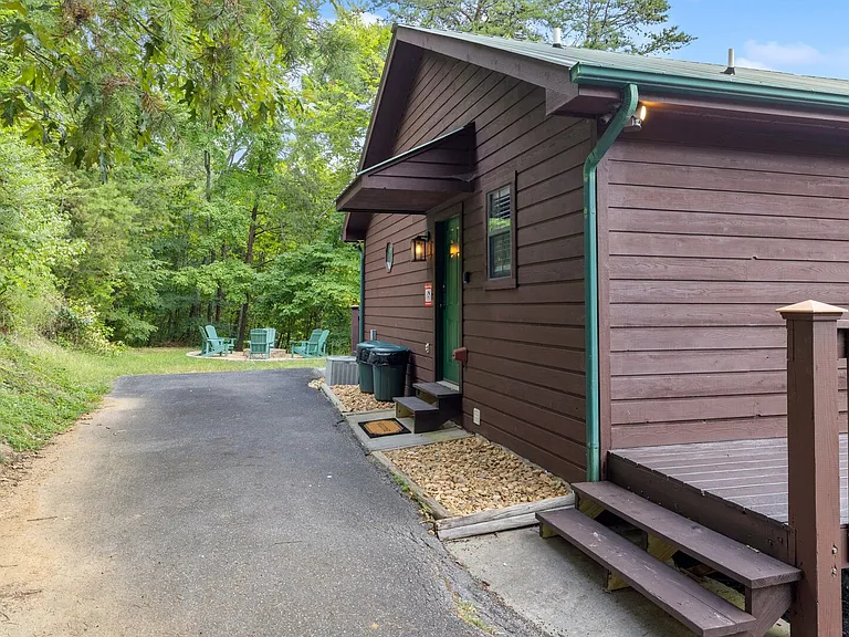 729 Lloyd Huskey Rd — Photo 12