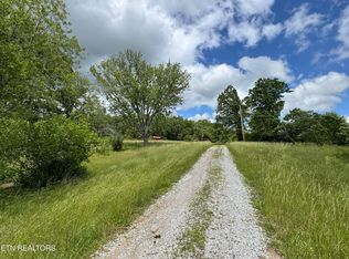 275 Big Spring Gap Rd, Pikeville, TN 37367