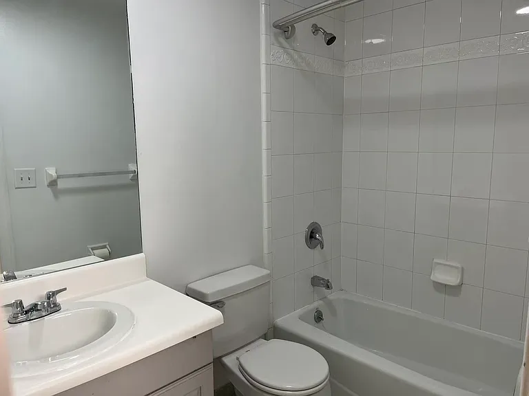360 W 119th St #5B — Photo 4