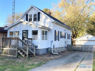 251 Rochelle Rd, Toledo, OH 43615