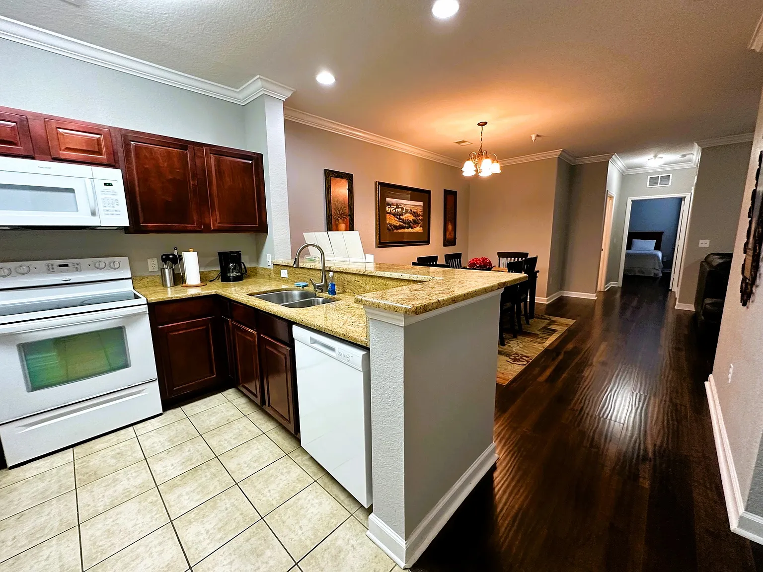 3 bed, 1244 sqft, $1,795 — Photo 4
