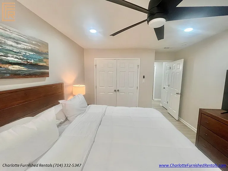 9427 S Vicksburg Park Ct — Photo 17
