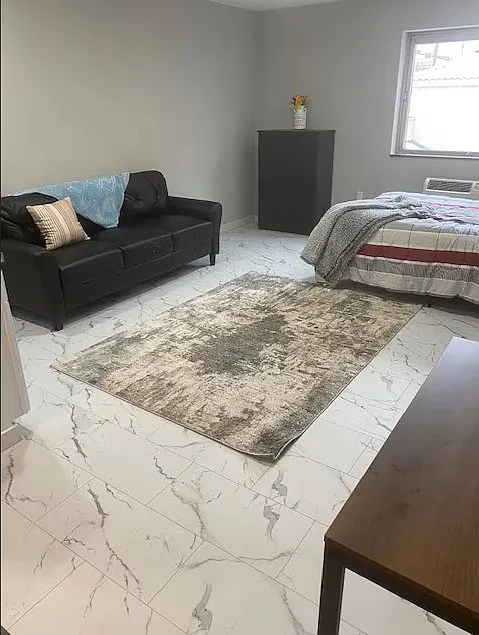 Studio, 200 sqft, $850 — Photo 1