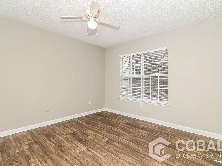 987 Collier Rd NW #H — Photo 9