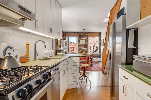 Sold by Compass | media 4